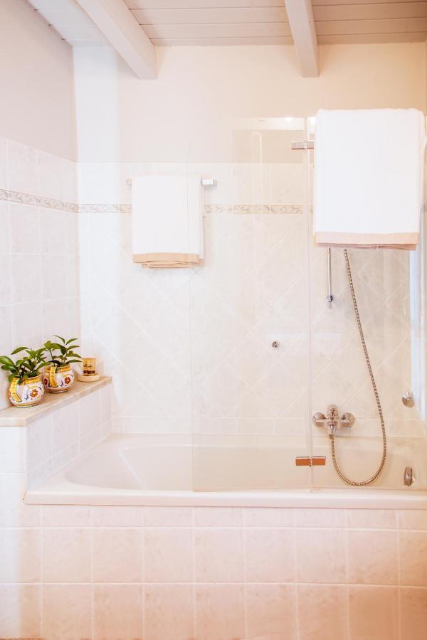 Casa Ferrero Apartment Alba  Bagian luar foto