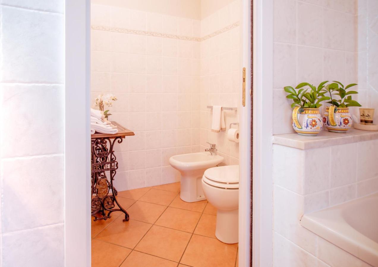 Casa Ferrero Apartment Alba  Bagian luar foto